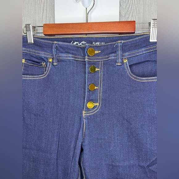 B6.5 LIKE NEW! I.N.C. High Waisted Button-Fly Flare Jeans Macy’s 6 - Picture 5 of 11